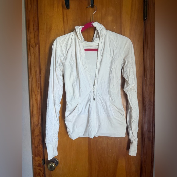 Lululemon jacket - Picture 1 of 4